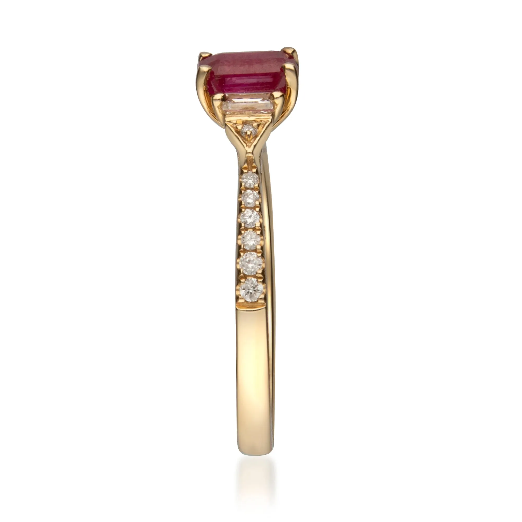 14K Yellow Gold Ruby Ring