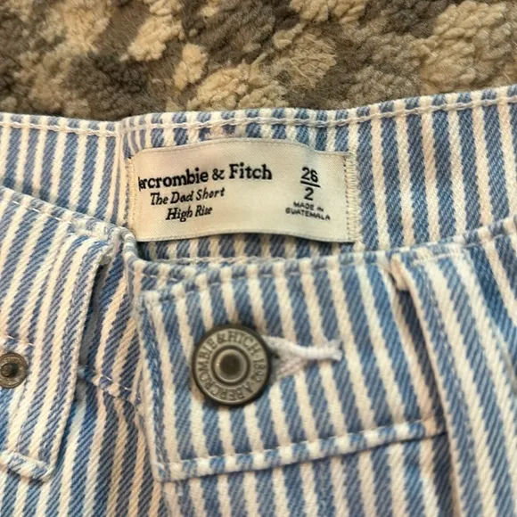 ABERCROMBIE Curve Love High Rise Dad Short NWT