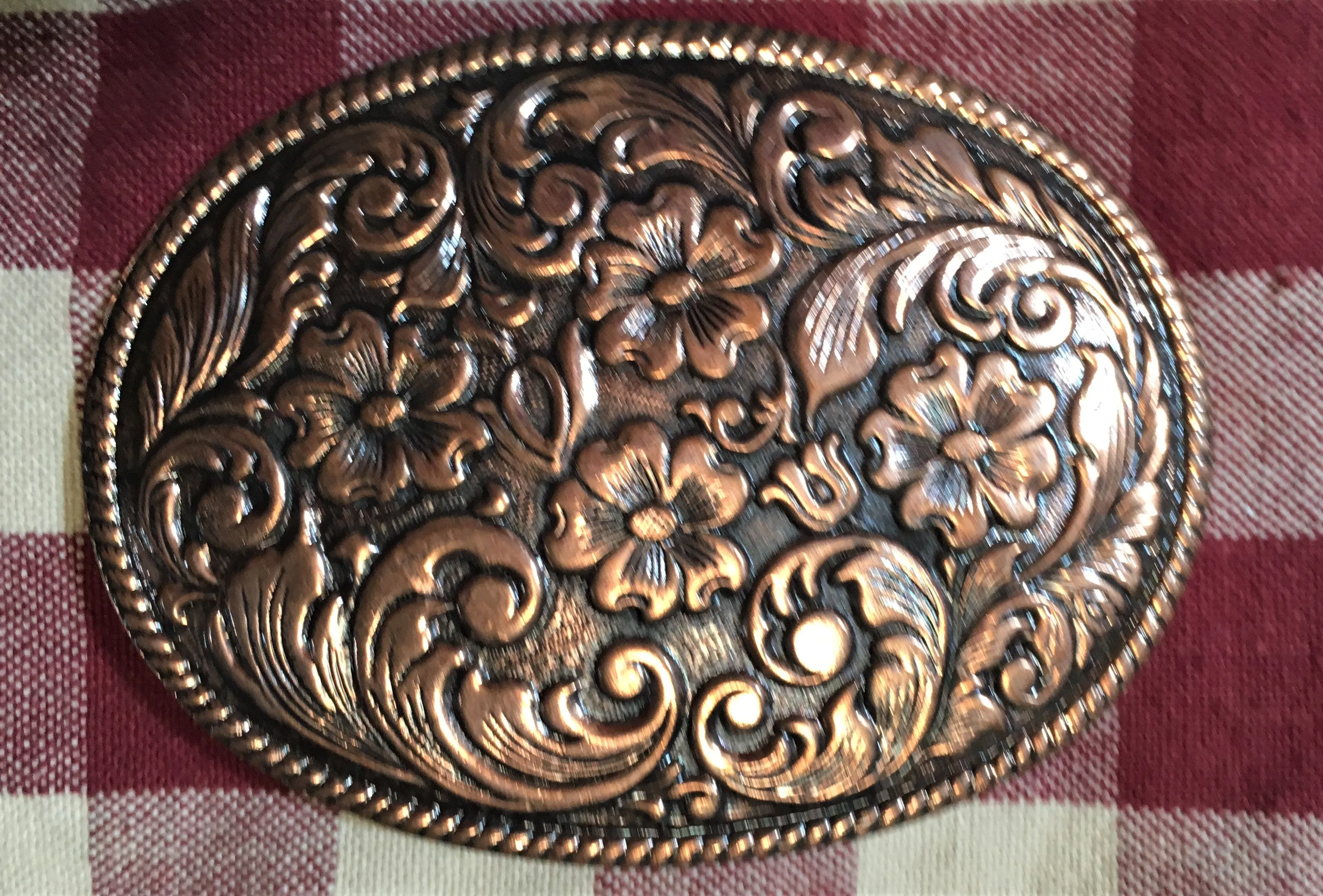 Accessory: Trophy Buckle Pewter and Copper Tone Florals