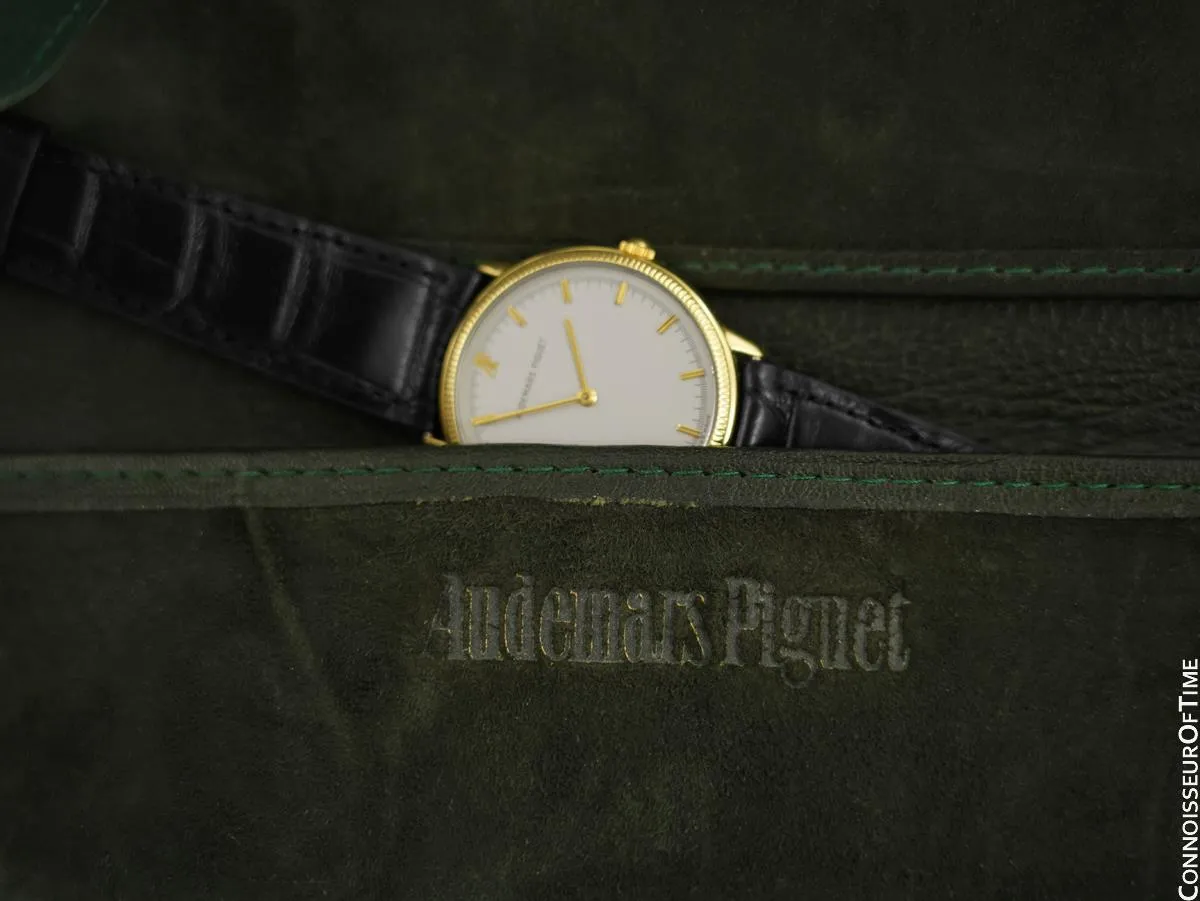 Audemars Piguet Mens Midsize 18K Gold Dress Watch - Buckle & Pouch