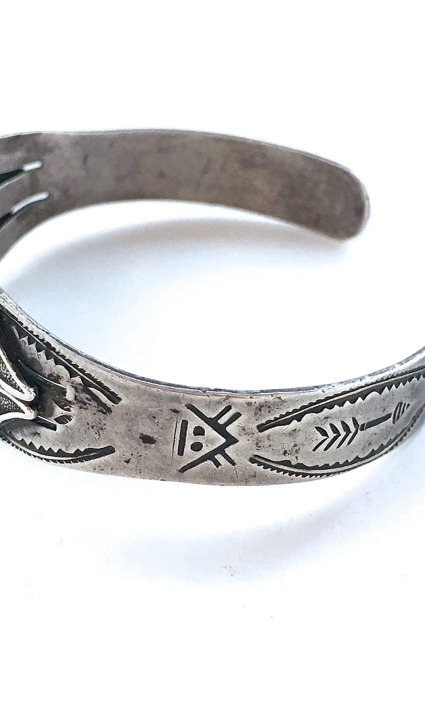 BELL TRADING POST 1950s Native American Sterling Silver & Turquoise Cuff