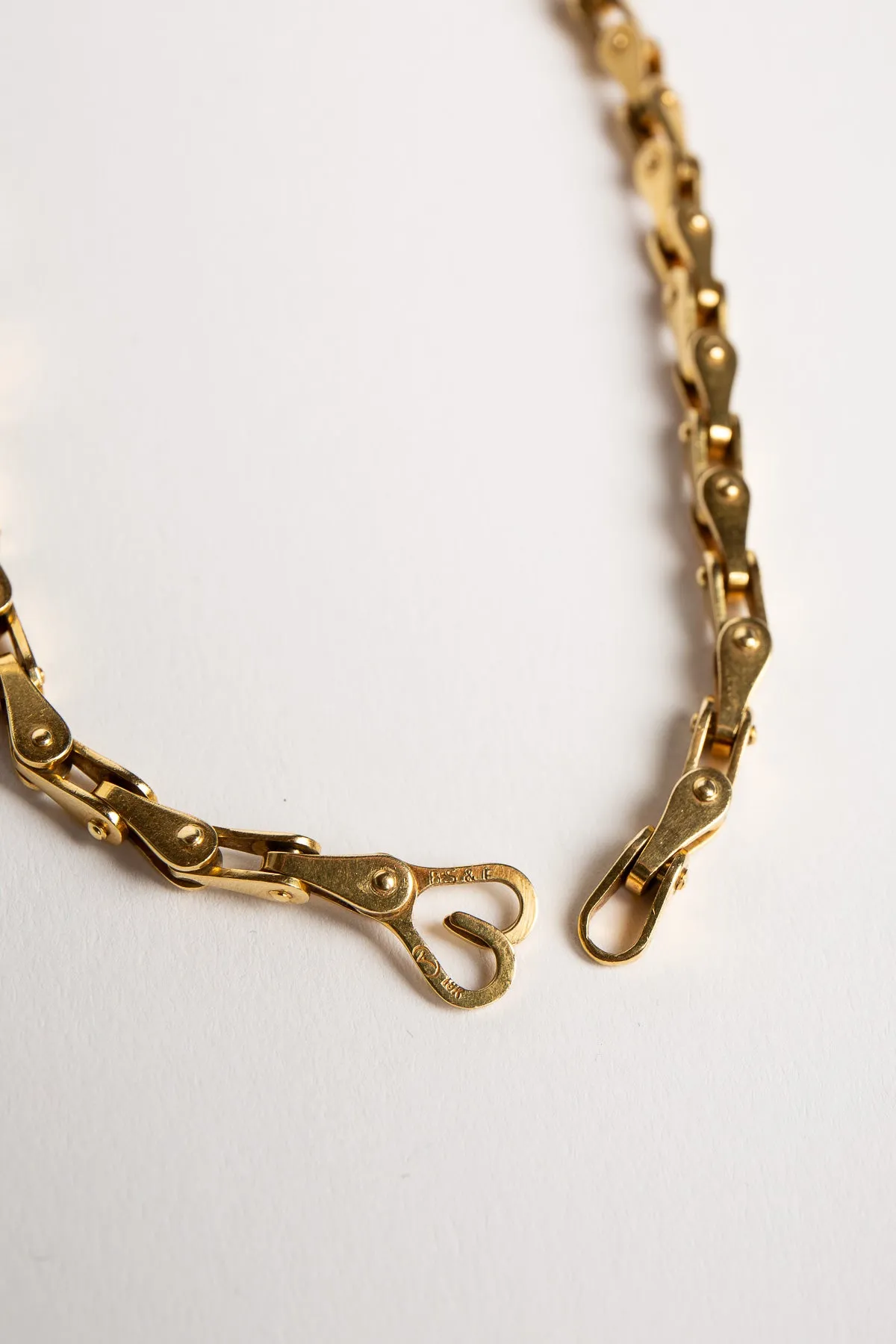 BLACK, STARR & FROST | VINTAGE 18K YELLOW GOLD NECKLACE