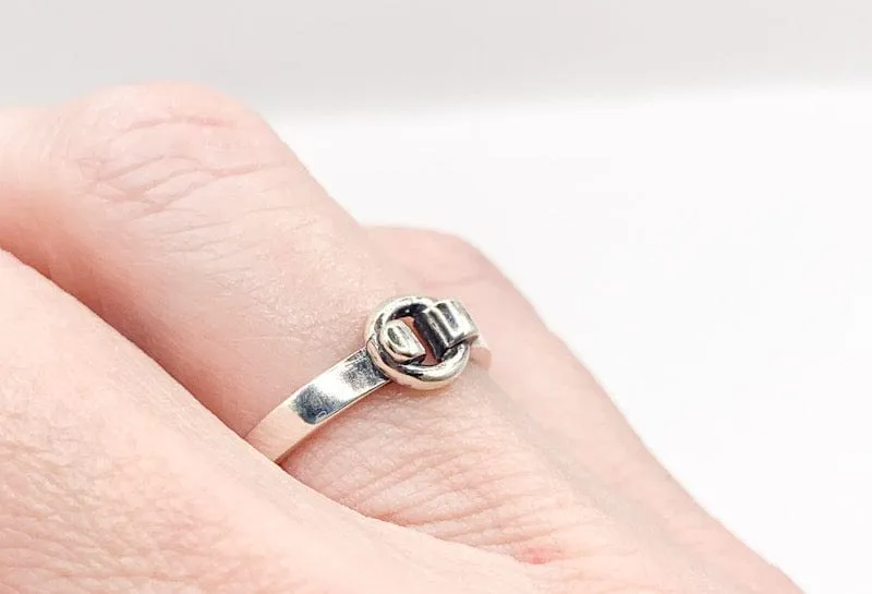 Buckle Ring