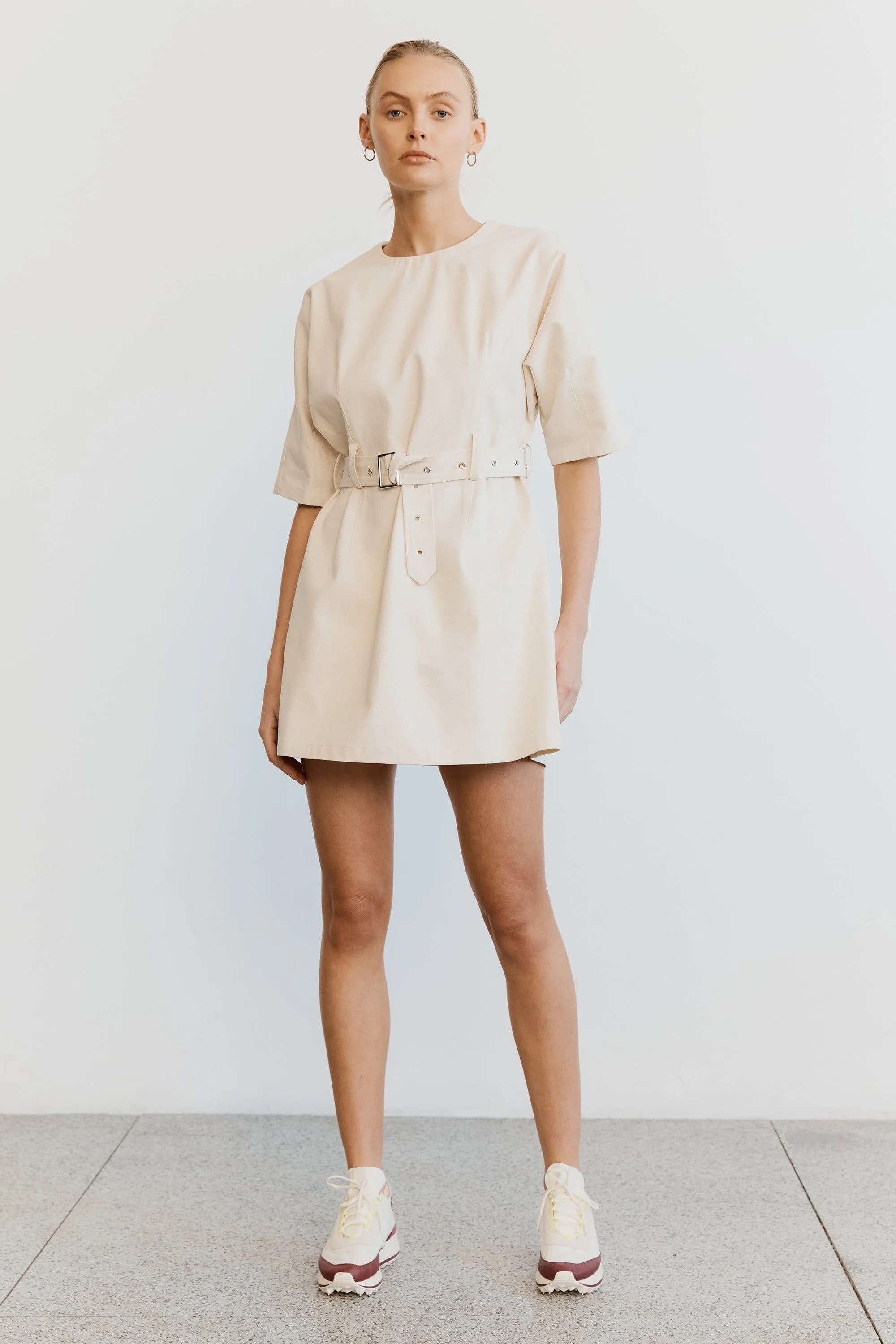 BUCKLE UP TEE DRESS | NATURAL