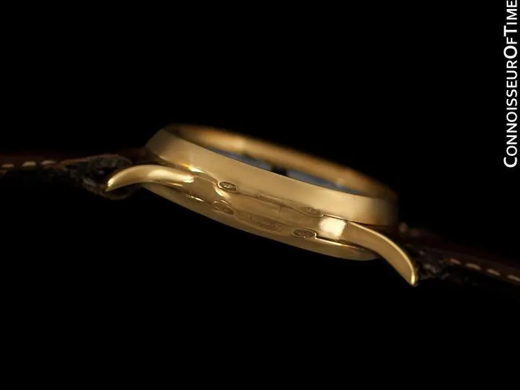 c. 1940 Rolex Vintage Boys Size Midsize Watch - Solid 18K Gold