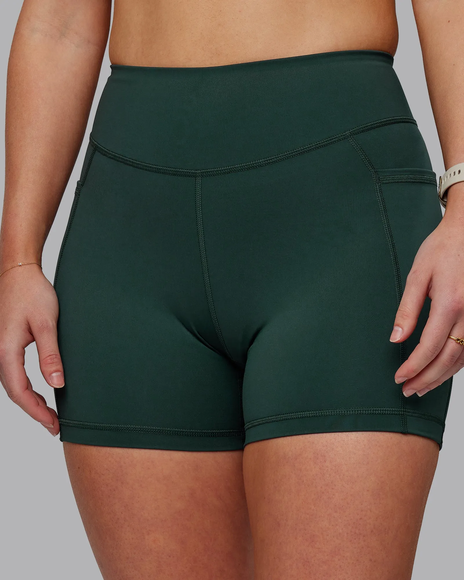 Elite X-Short Leggings - Vital Green