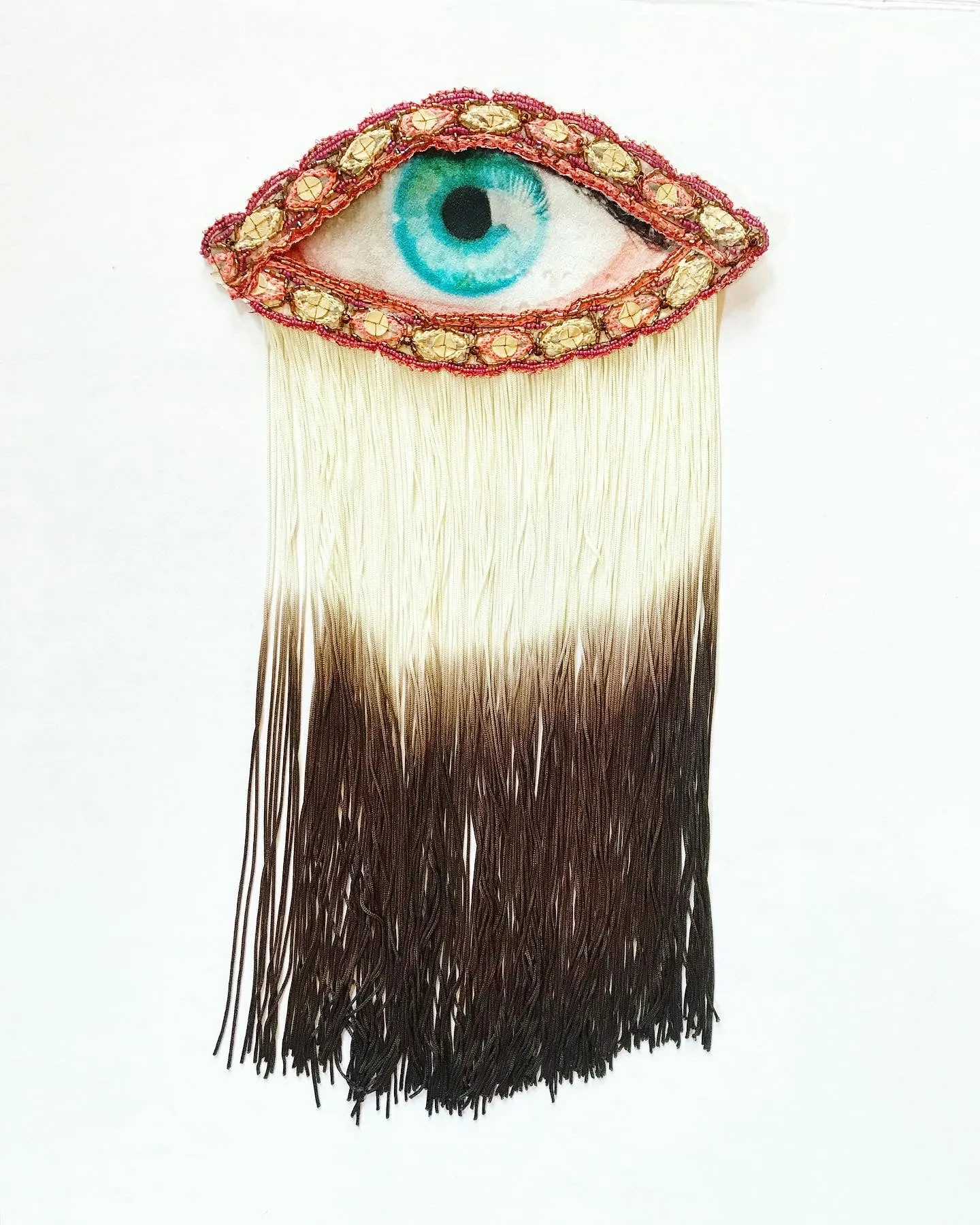 Eye Appliqué with Cream/Brown Ombre Fringe