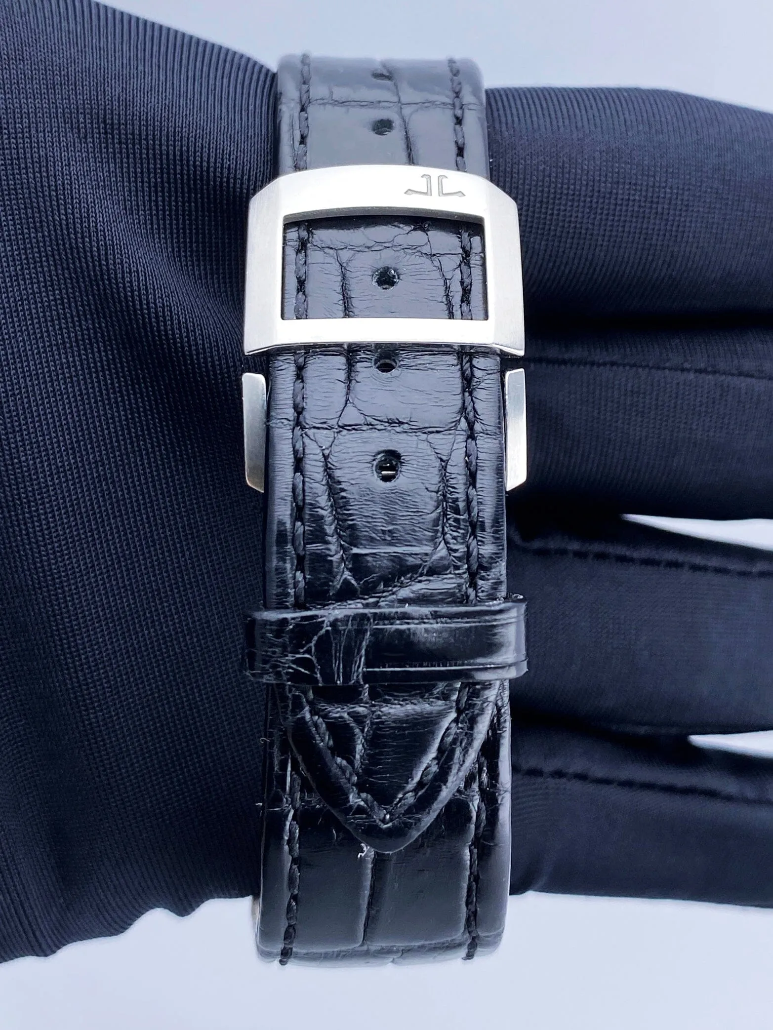 Jaeger-LeCoulture Reverso Squadra 236.8.47 Mens Watch