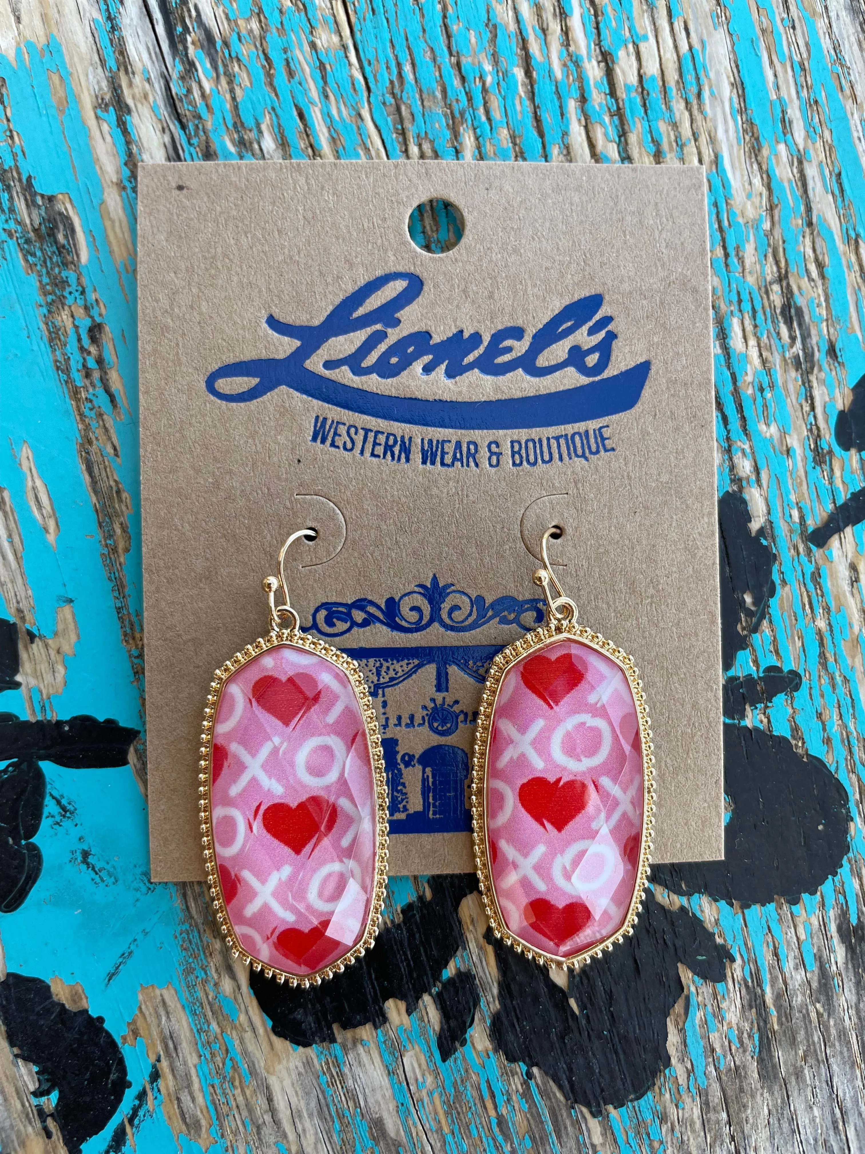 Kendra Look Hugs & Kisses Earrings