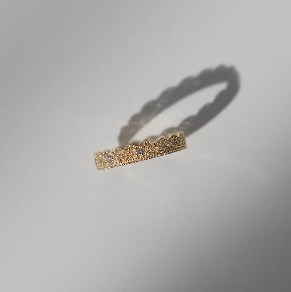 Lace Band with Alternating Diamonds