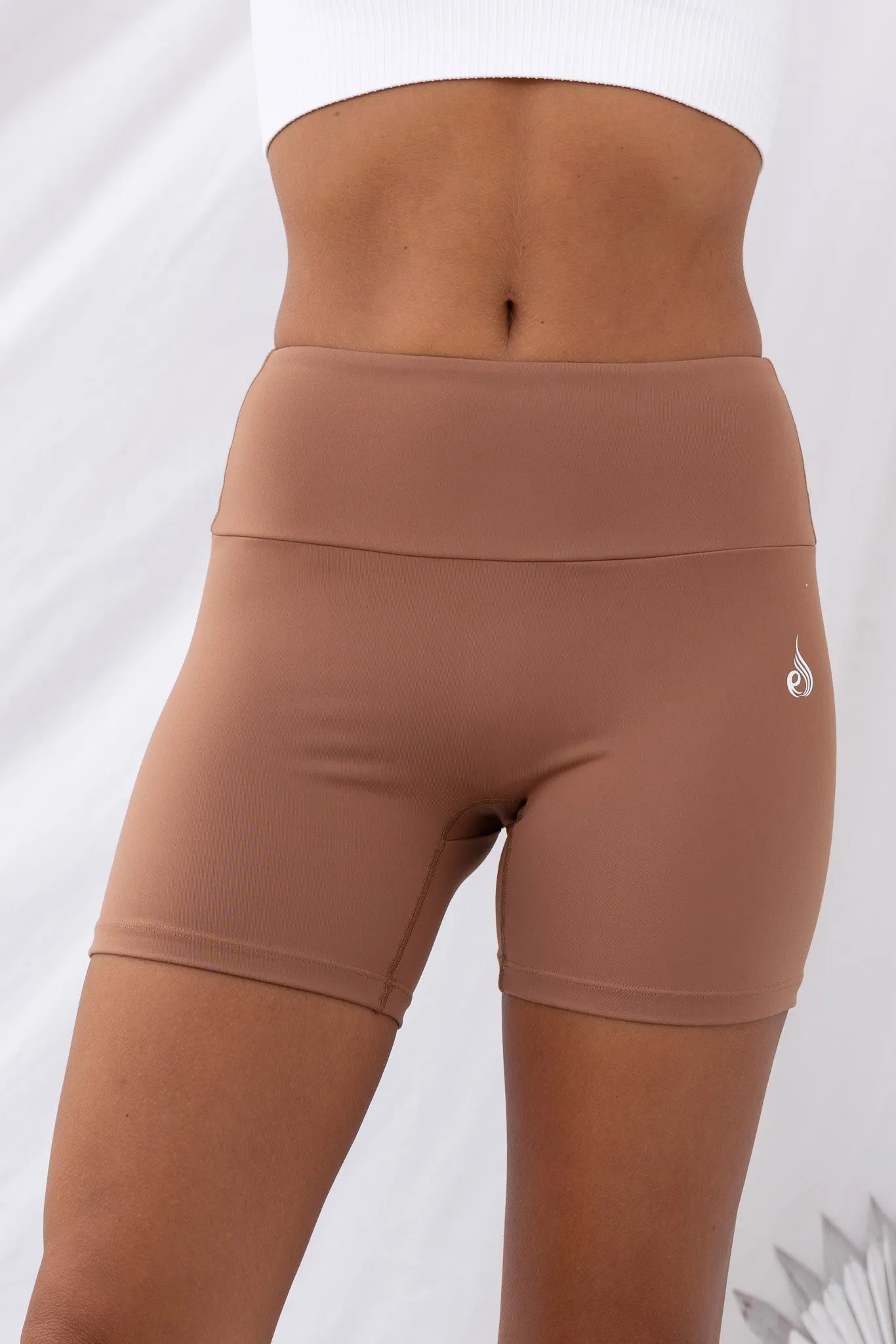 Mid Length Scrunch Shorts - Mocha