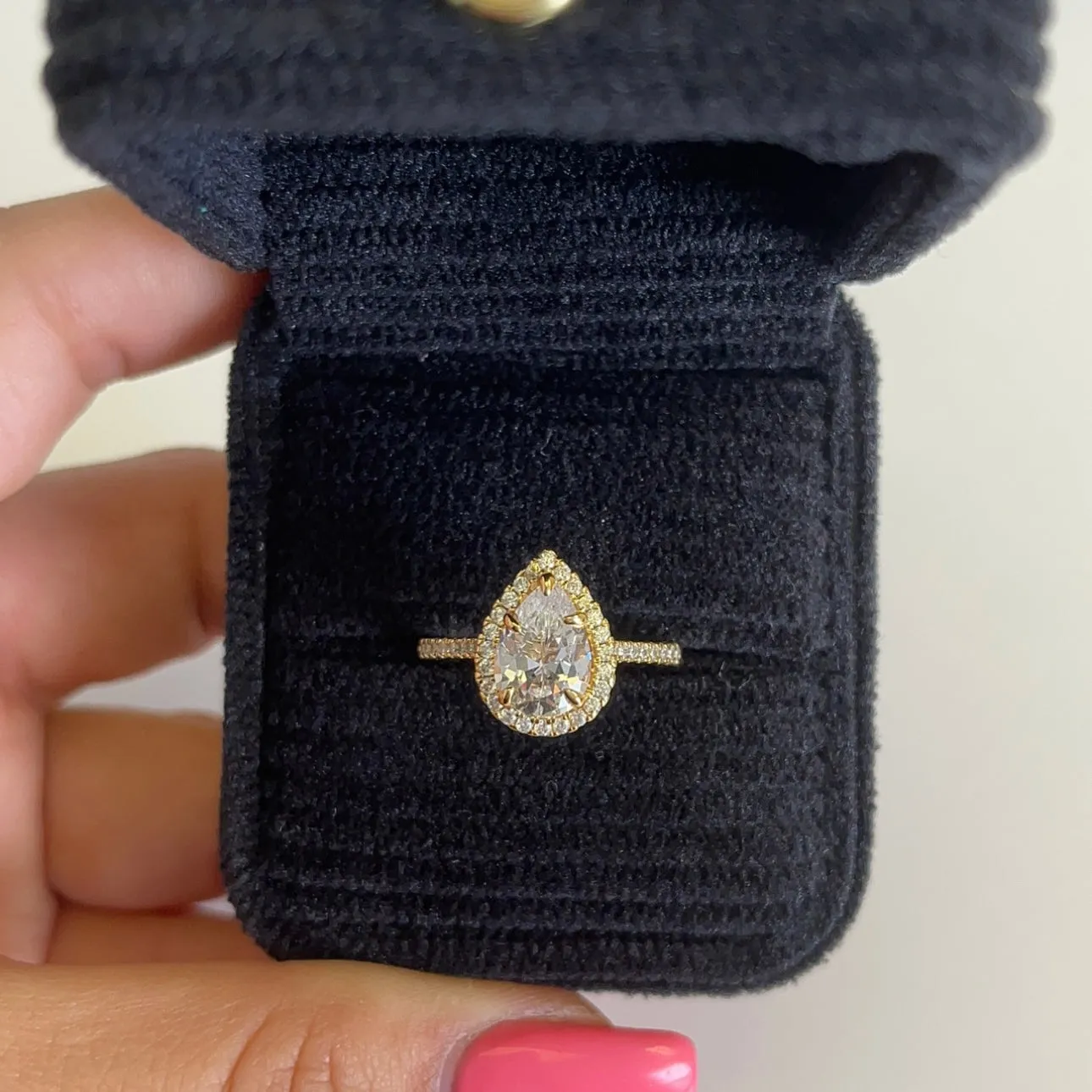 NISSI BLUE SAPPHIRE RING