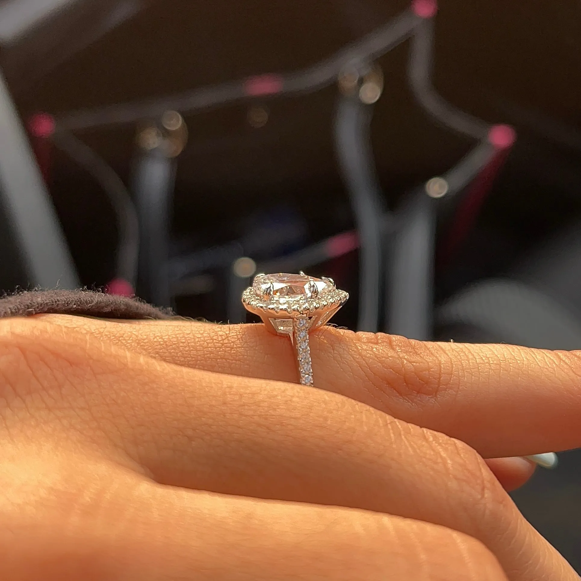 NISSI BLUE SAPPHIRE RING