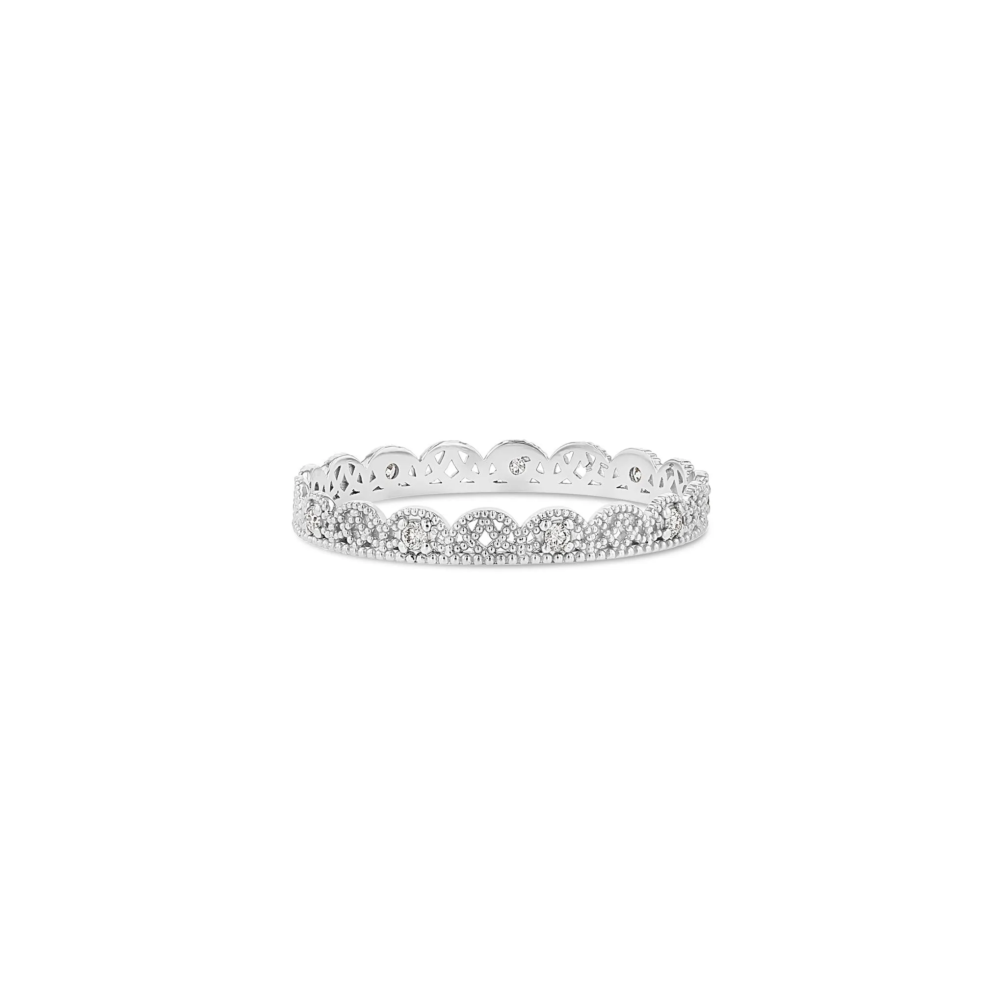 Petite Lace Band with Alternating Diamonds