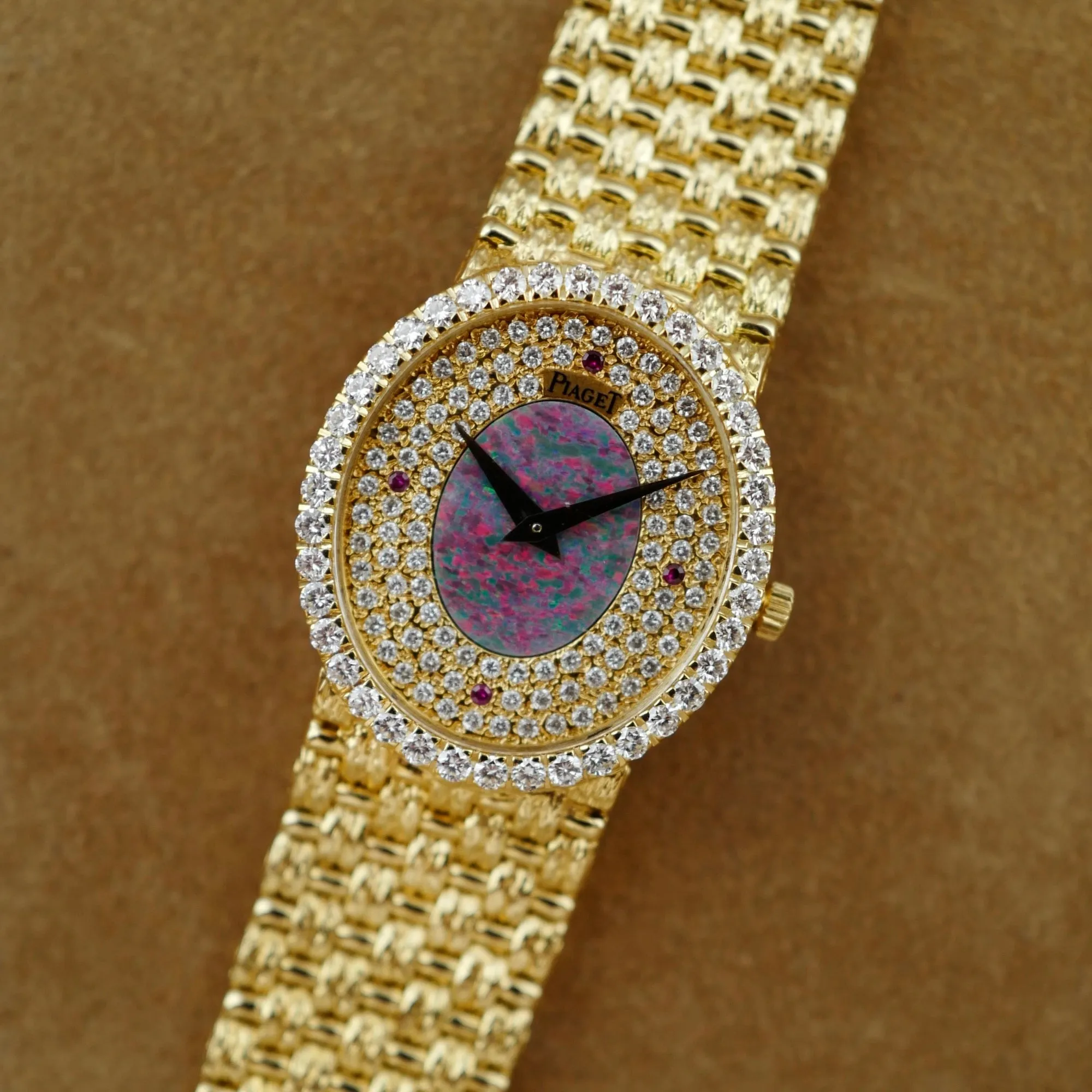 Piaget Yellow Gold Round Watch Ref. 8826 with Opal and Diamond Dial (New Arrival)