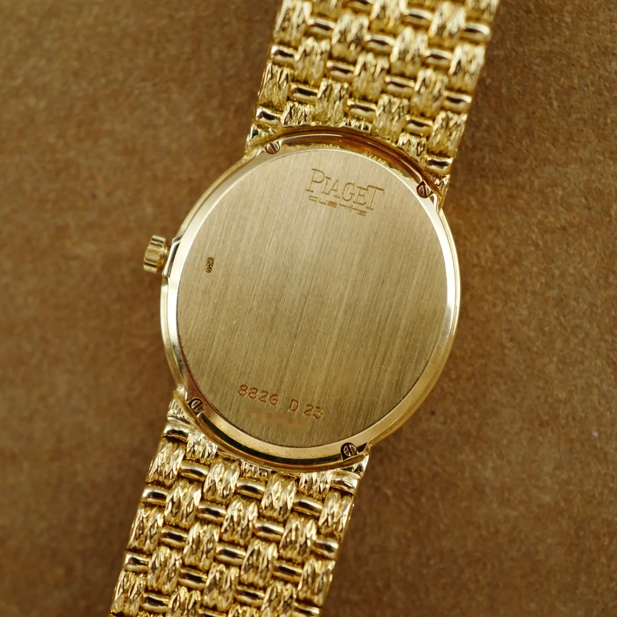 Piaget Yellow Gold Round Watch Ref. 8826 with Opal and Diamond Dial (New Arrival)