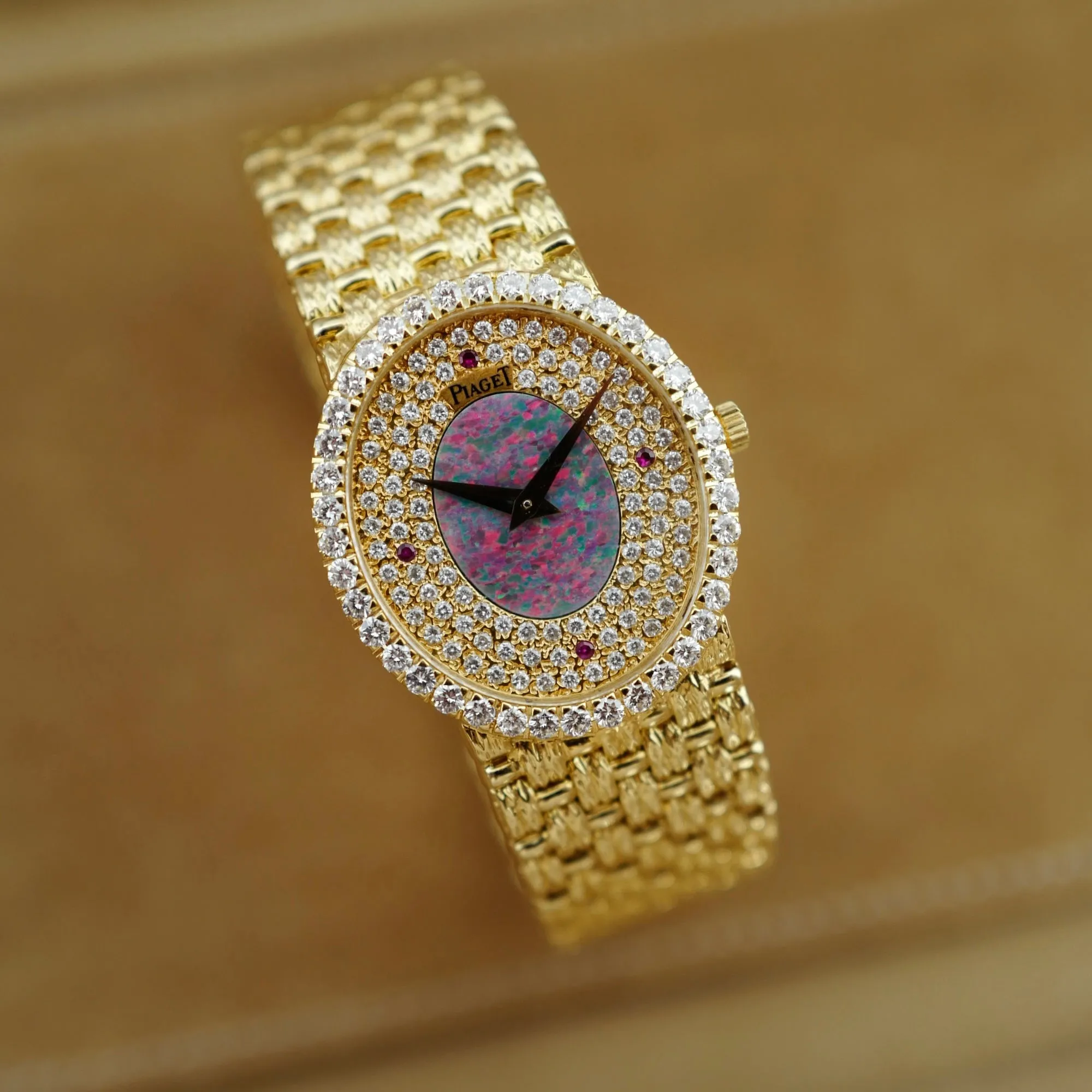 Piaget Yellow Gold Round Watch Ref. 8826 with Opal and Diamond Dial (New Arrival)
