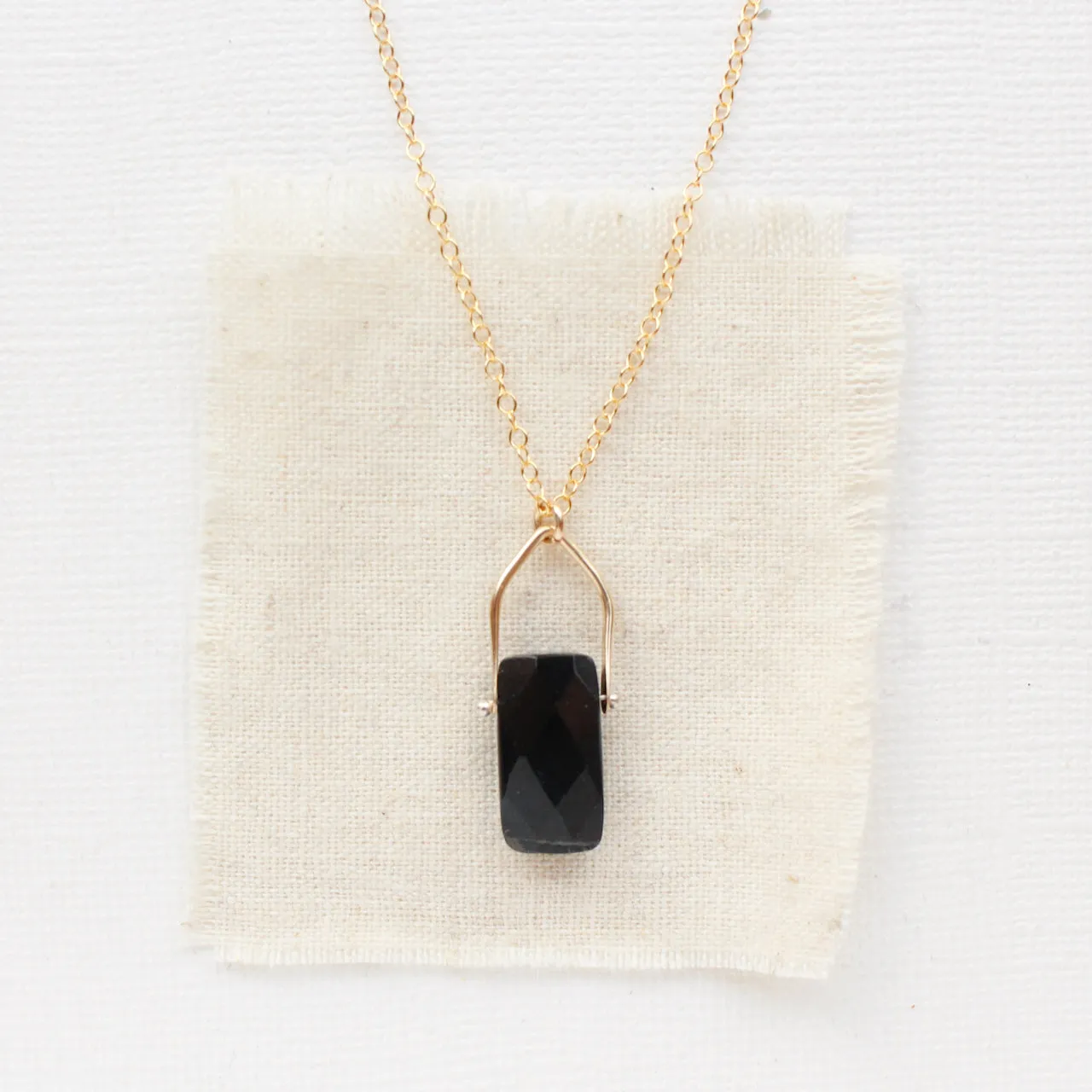 Pinned Onyx Gold Necklace
