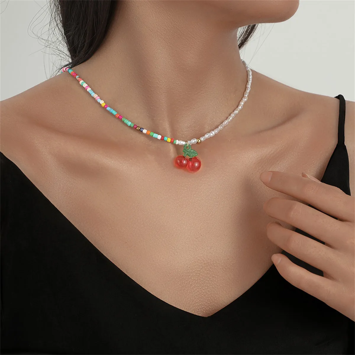 Red Acrylic & Howlite Pearl Cherry Beaded Pendant Necklace