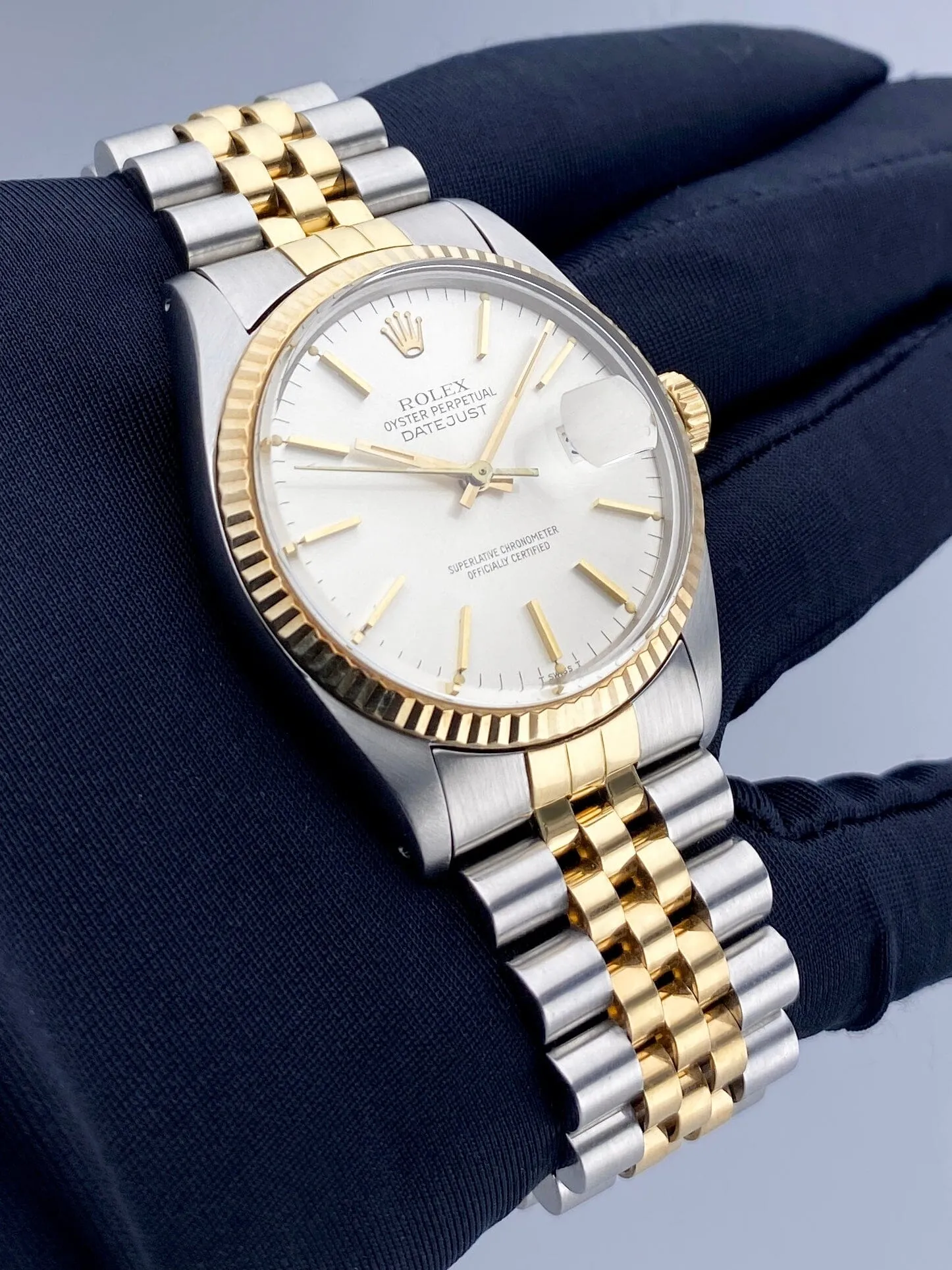 Rolex Datejust 16013 Silver Dial Mens Watch Box Papers