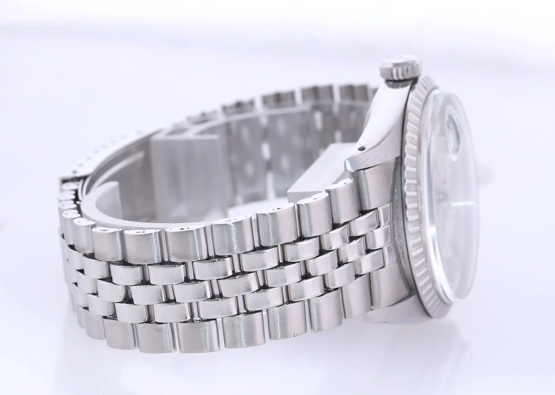 Rolex DateJust 1603 Steel Silver Jubilee Band Date Fluted 36mm Watch Box