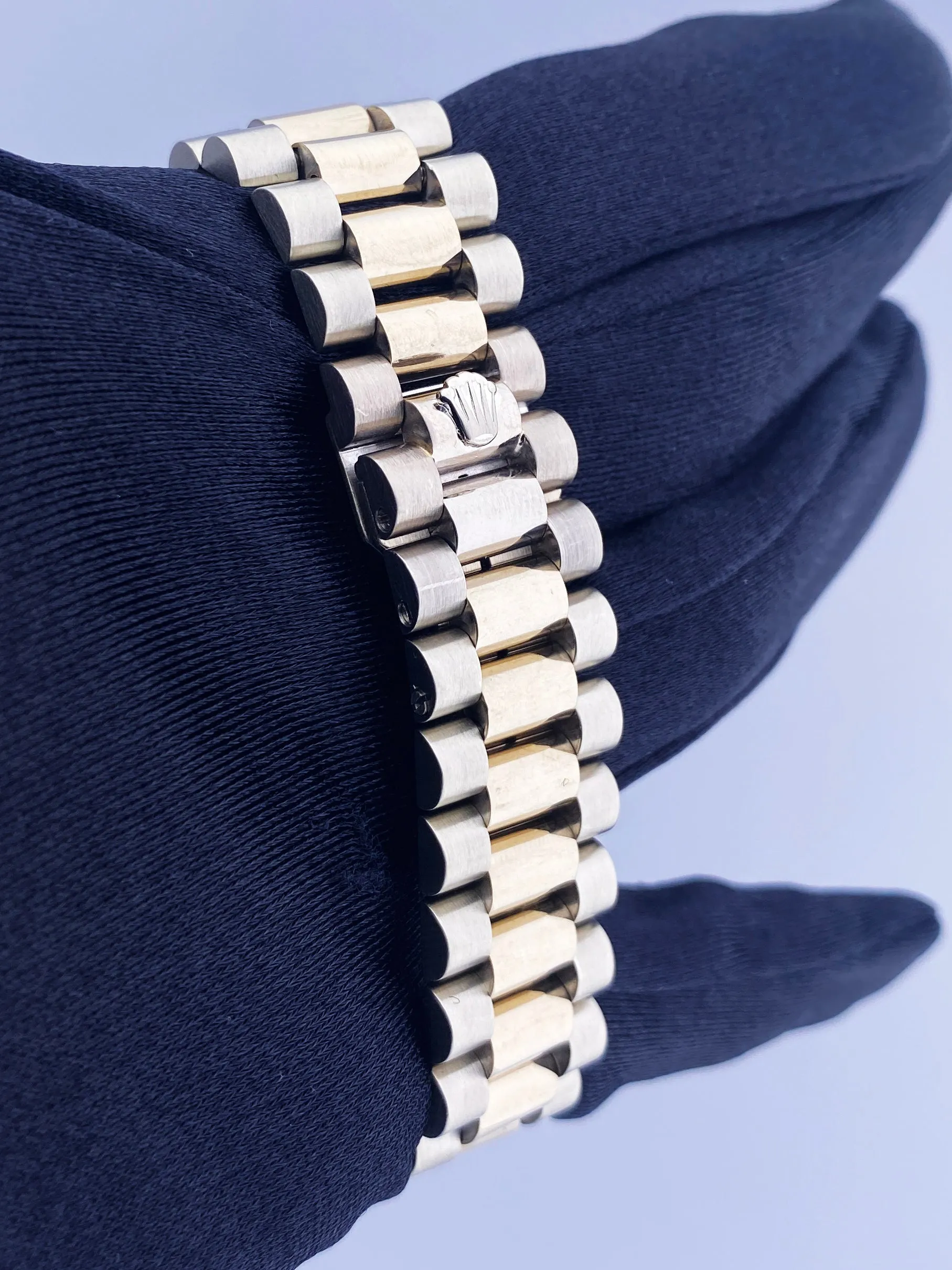 Rolex Day-Date 18039 Blue Dial 18K White Gold Mens Watch