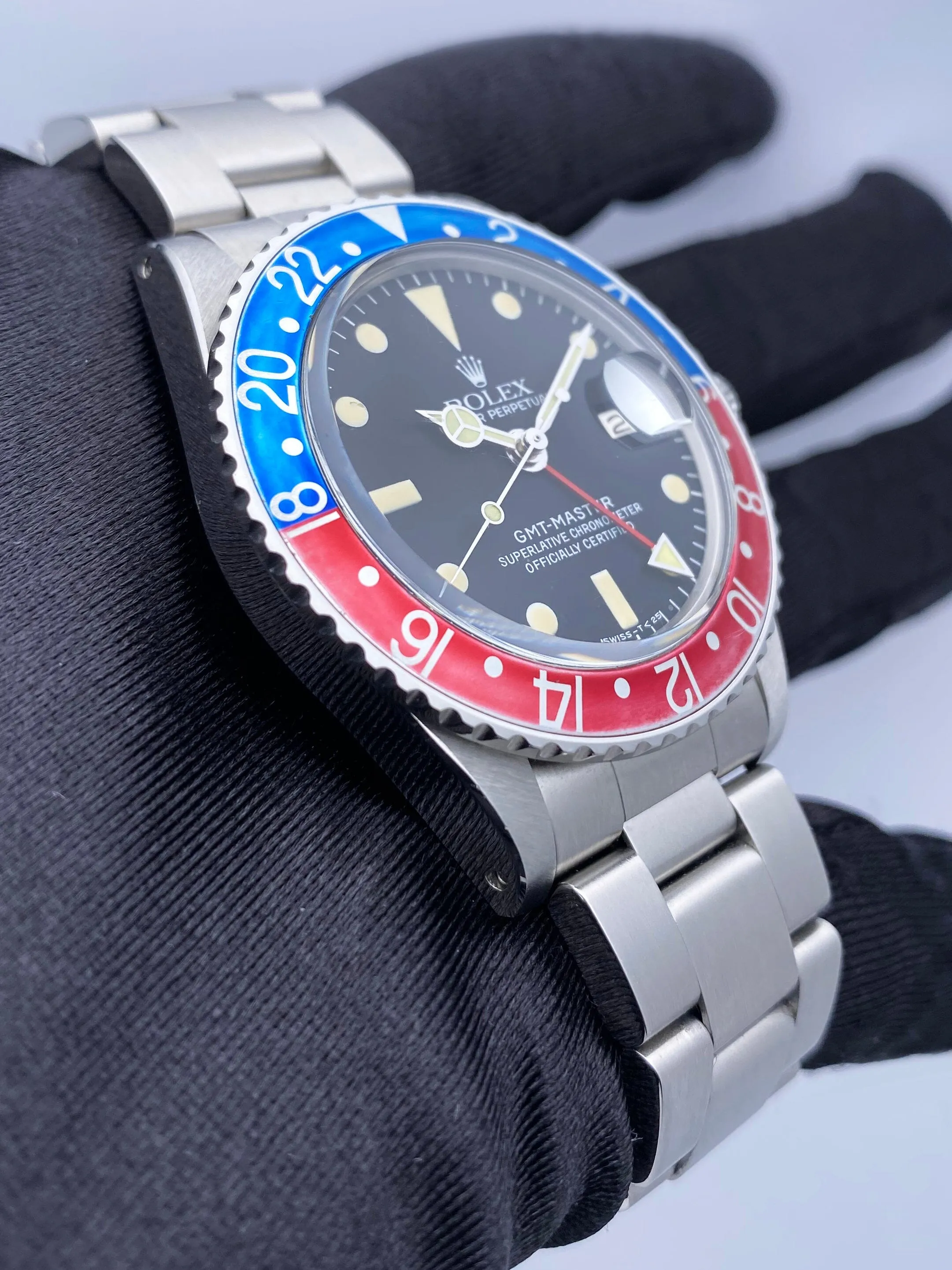 Rolex GMT-Master 1675 "Pepsi" Mens Watch Box Papers