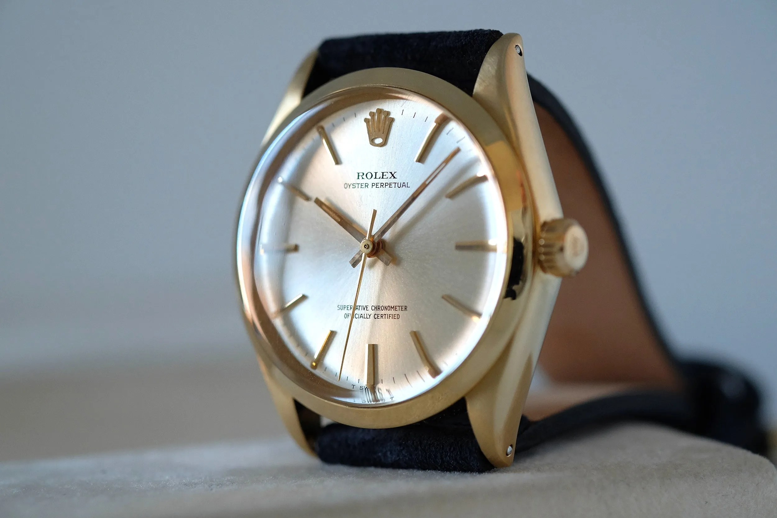 Rolex Oyster Perpetual in Yellow Gold Ref. 1012