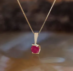 Ruby Solitaire pendant gold