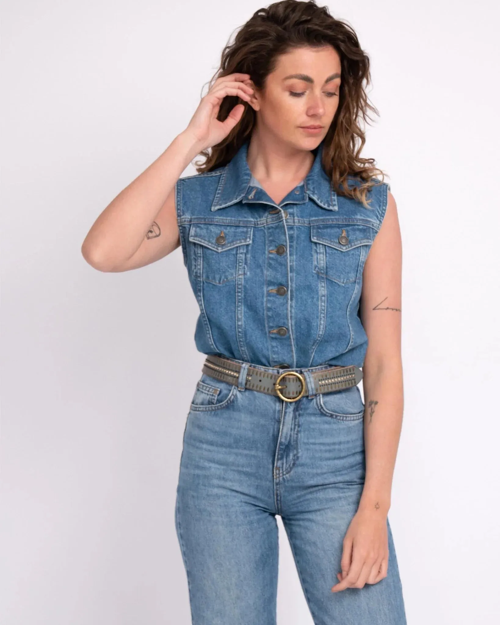 Soraya l Studded Leather Belt