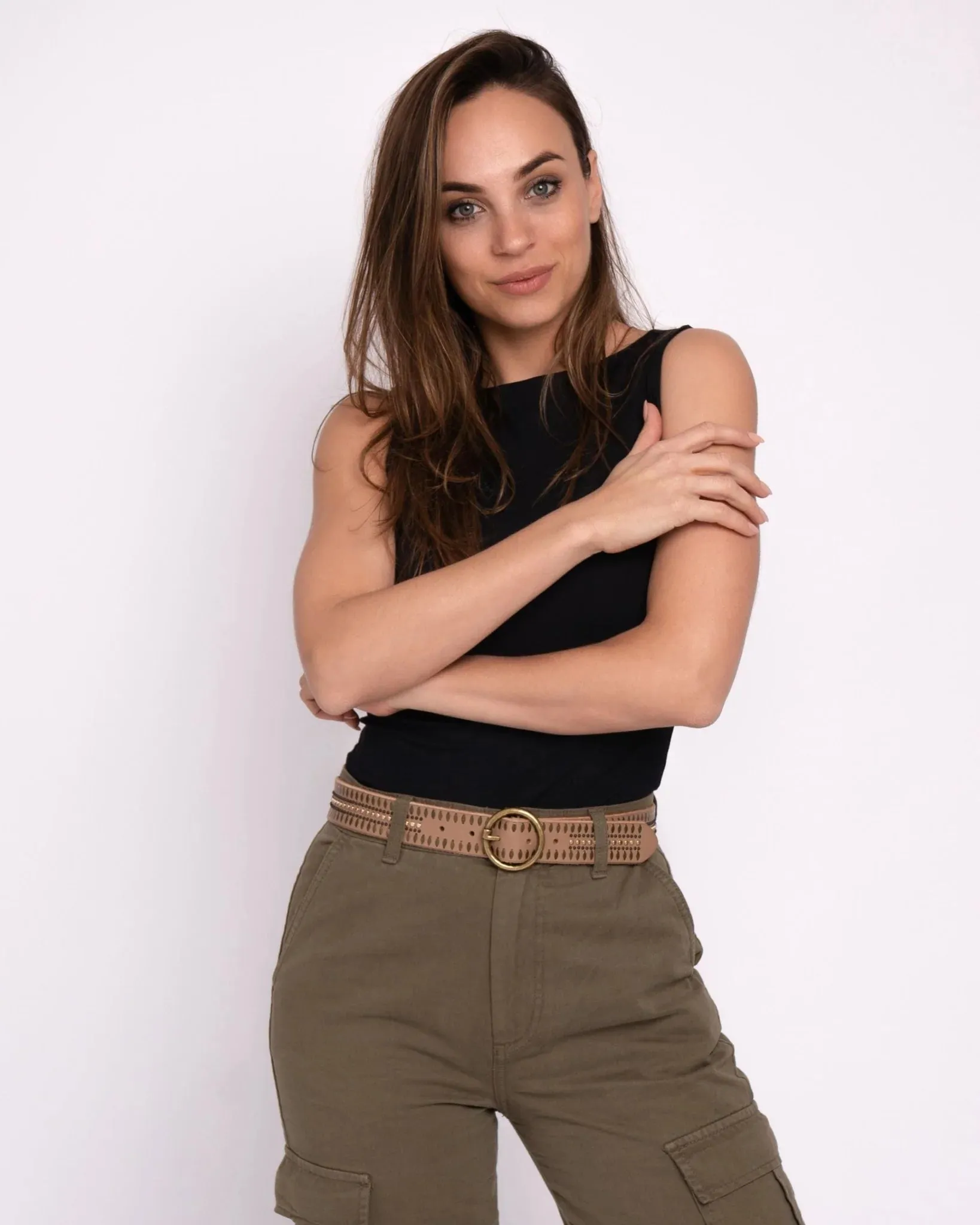 Soraya l Studded Leather Belt