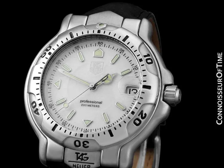 TAG Heuer Professional 6000 Mens Full Size Divers Watch - Stainless Steel - WH1111