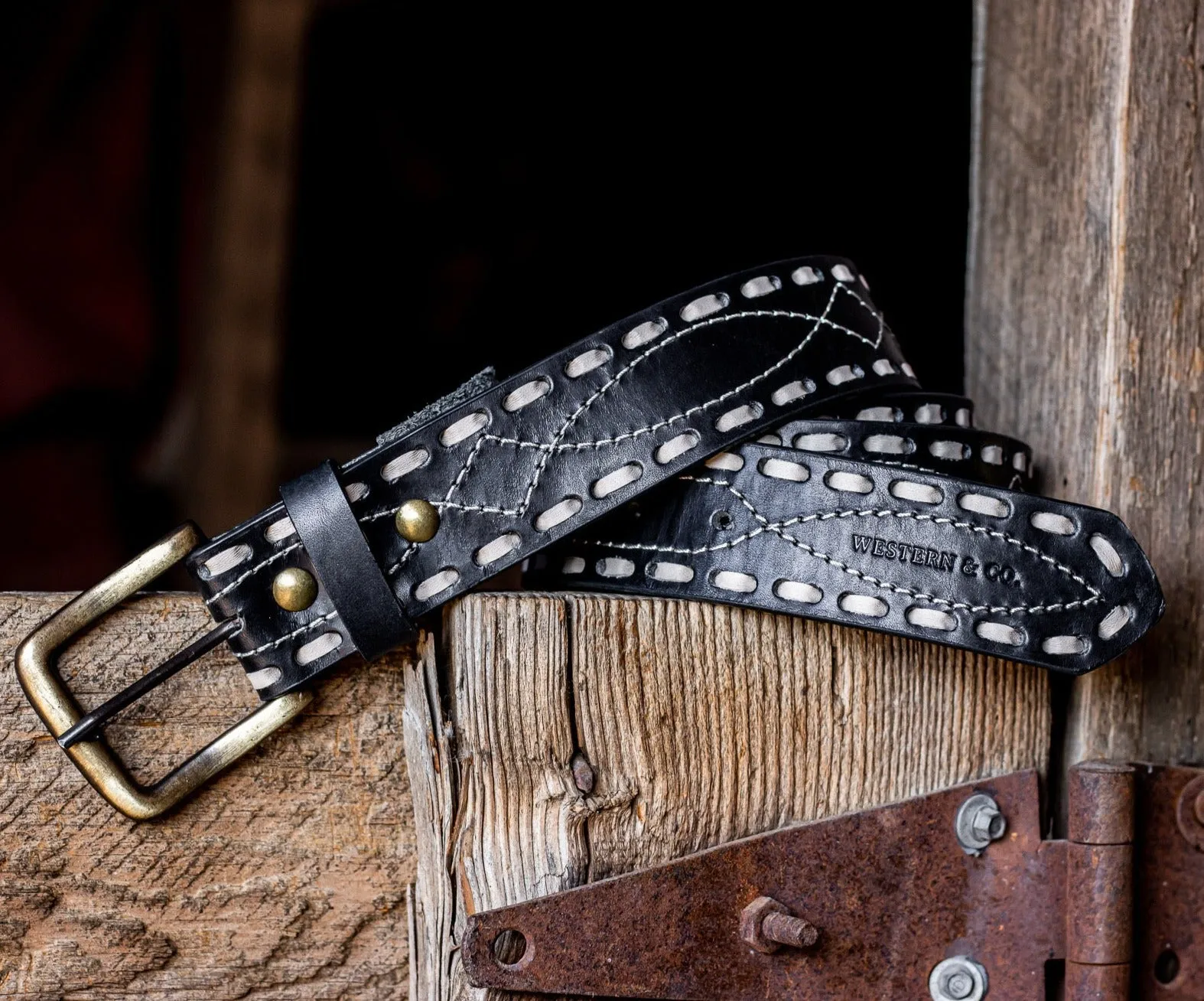 The Classic Buckstitch Belt - Black