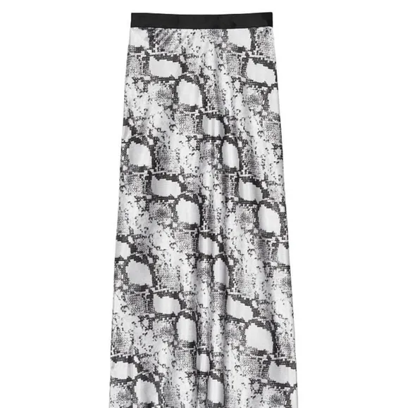 Victoria's secret PINK  snake print satin long Skirt New