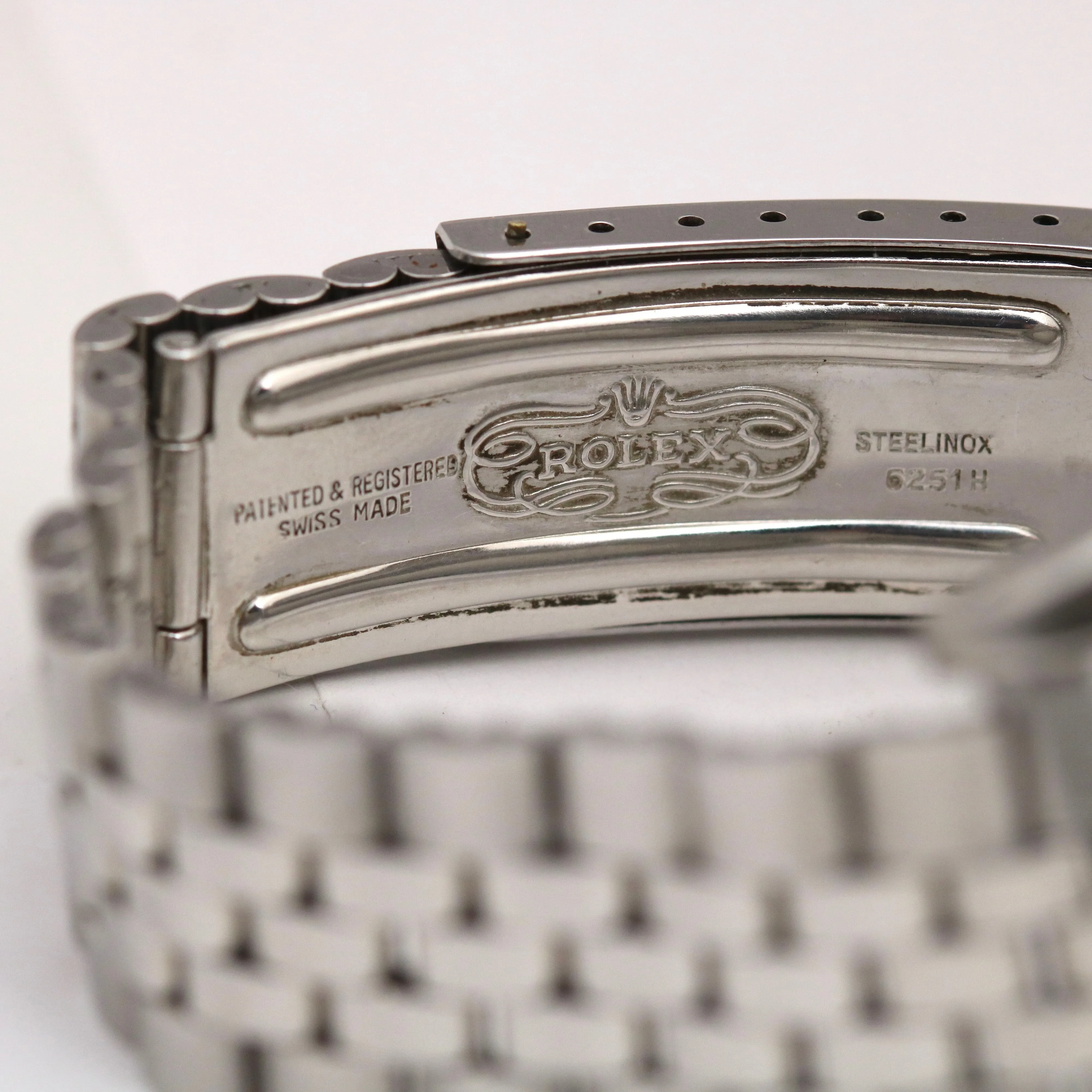 Vintage 1979 Rolex Submariner Stainless Yellow Patina Black Dial 40mm 1680 Watch